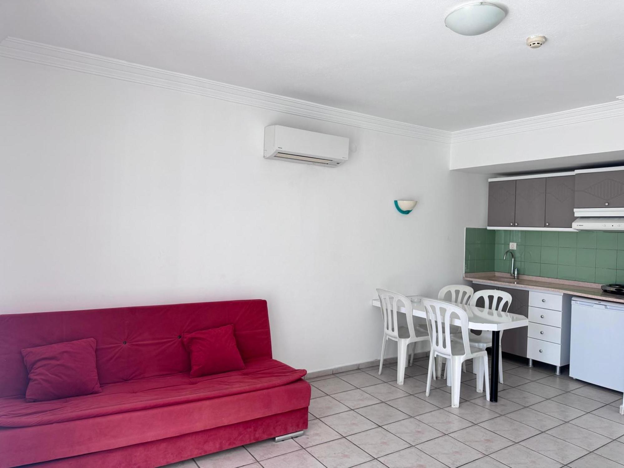 Club Kocer Apartments Мармарис Екстер'єр фото