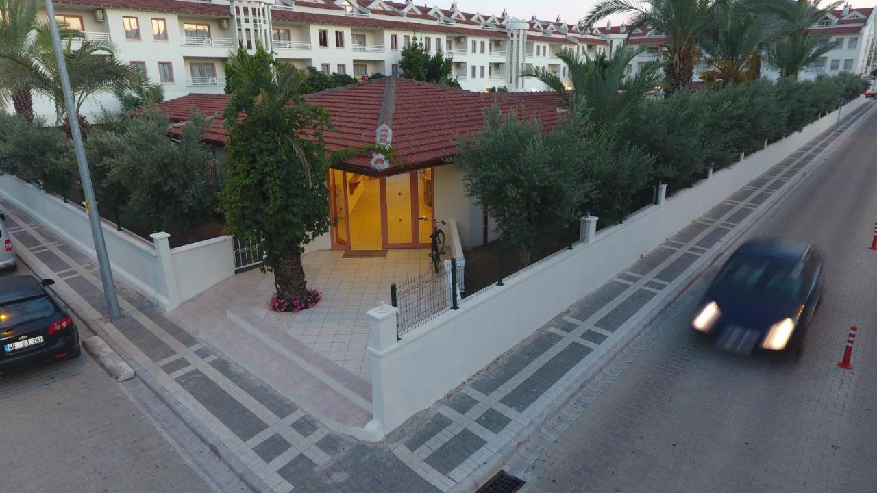 Club Kocer Apartments Мармарис Екстер'єр фото